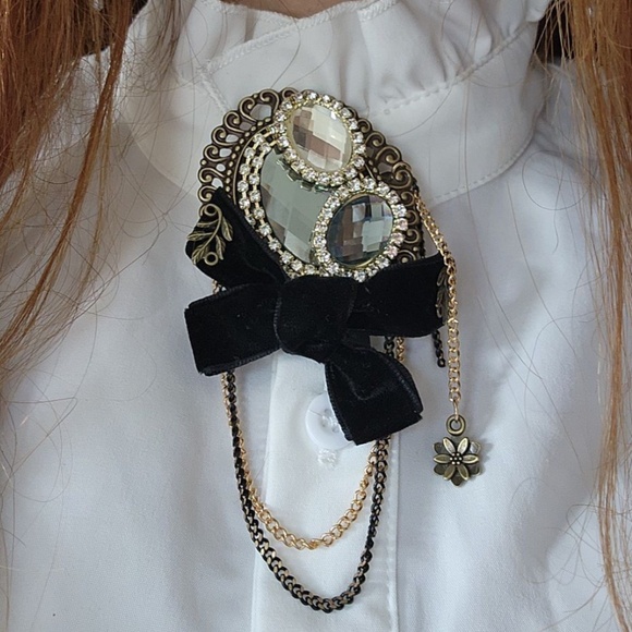 Gold Bronze Tone Vintage Style Rhinestone Statement Brooch - Picture 1 of 5